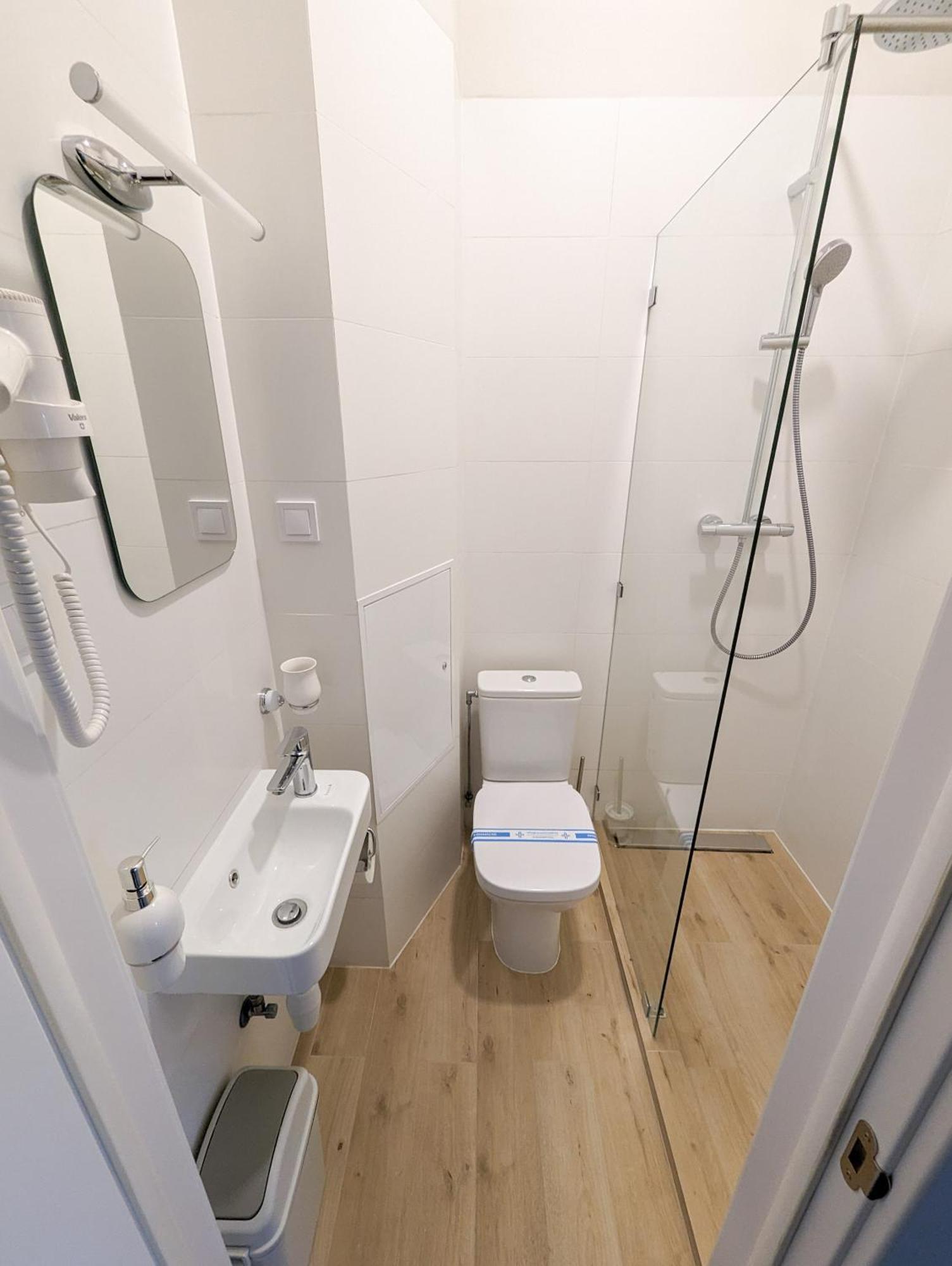 Kyiv Honchara Hotel Værelse billede